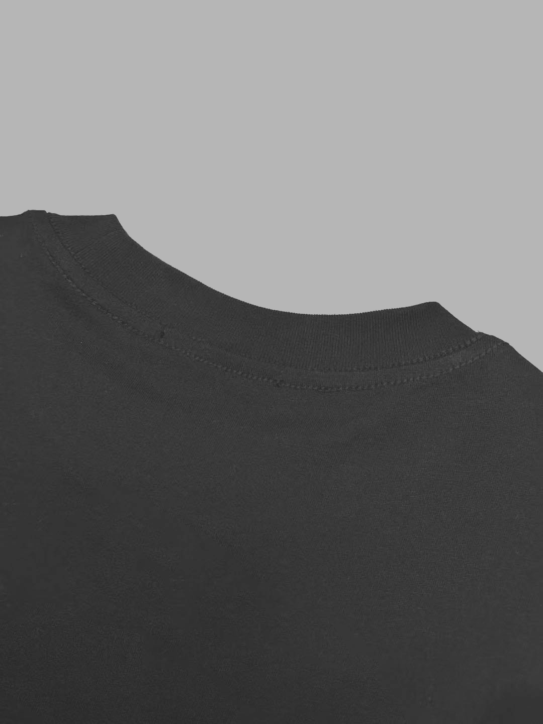 Descente DESCENTE/迪桑特 《 硅胶箭头logo图案》 双纱纯棉短袖