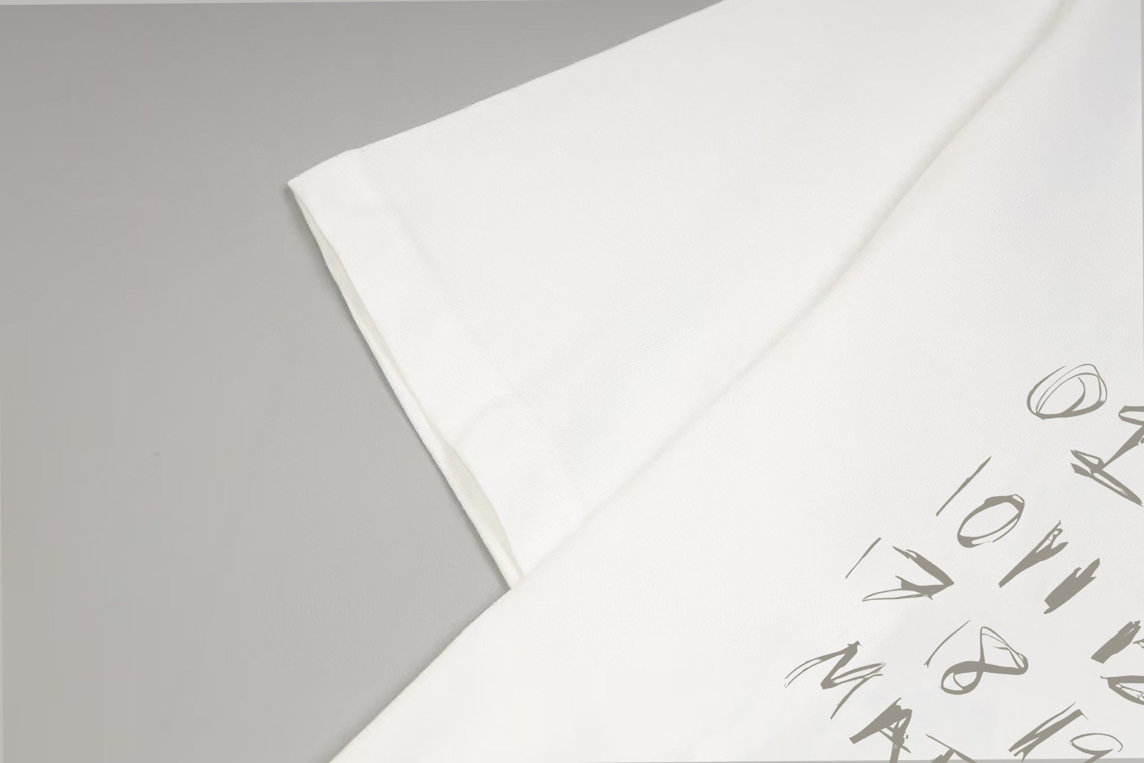 Maison Margiela Magiera MM6/马吉拉 《 涂鸦数字logo》 印花双纱纯棉短袖