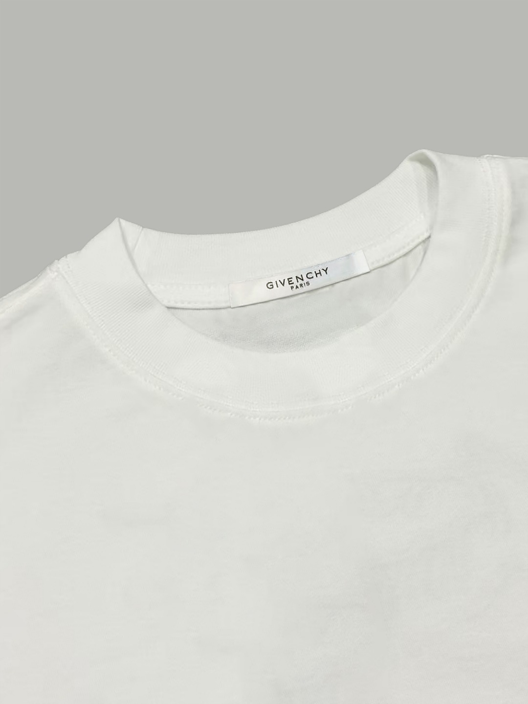 Givenchy GIVENCHY/纪梵希《 画报l》 印花双纱纯棉短袖