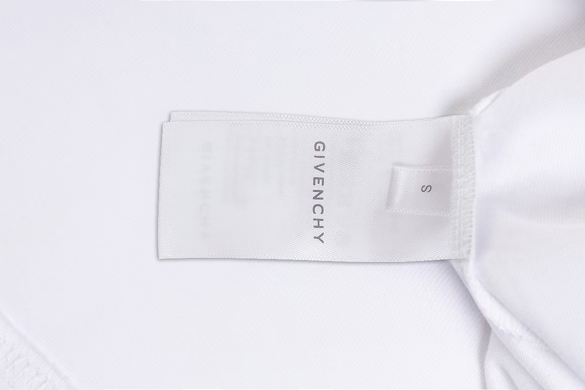 Givenchy GIVENCHY/纪梵希《 画报l》 印花双纱纯棉短袖