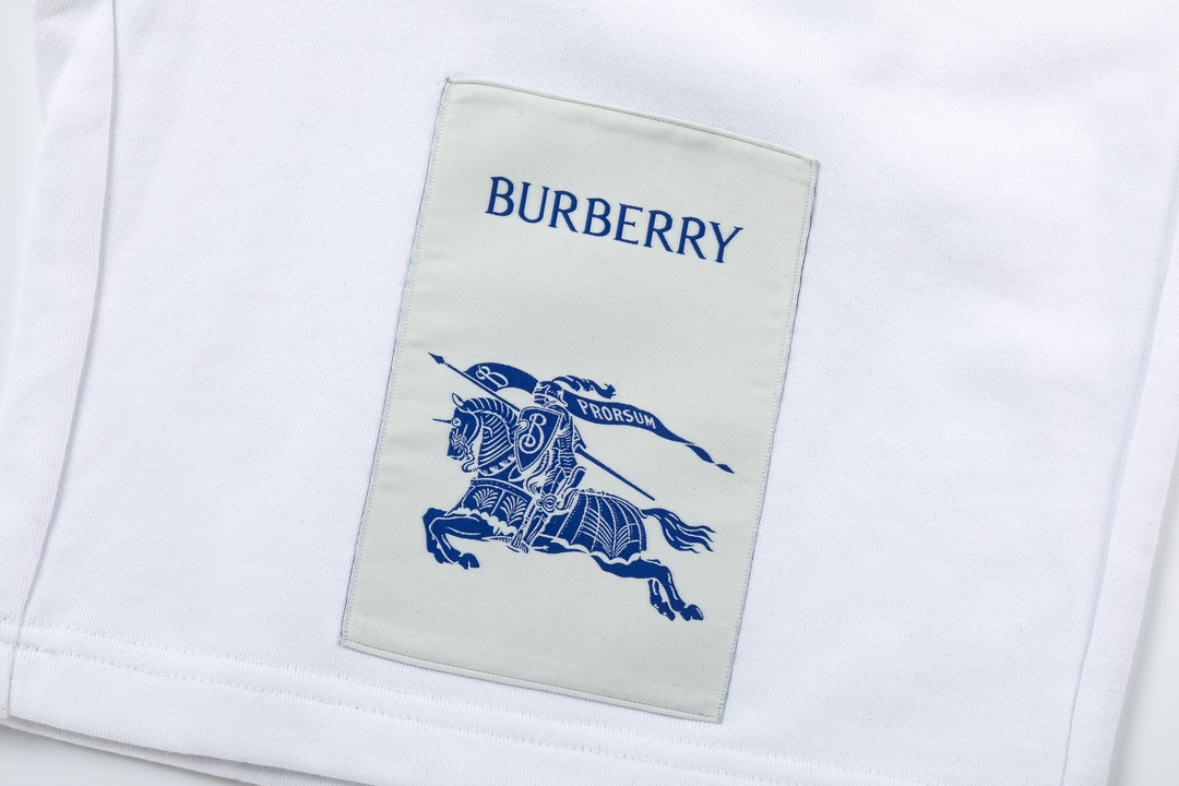 Burberry巴宝莉 2024夏季战马字母logo 后口袋 男女同款 休闲短裤