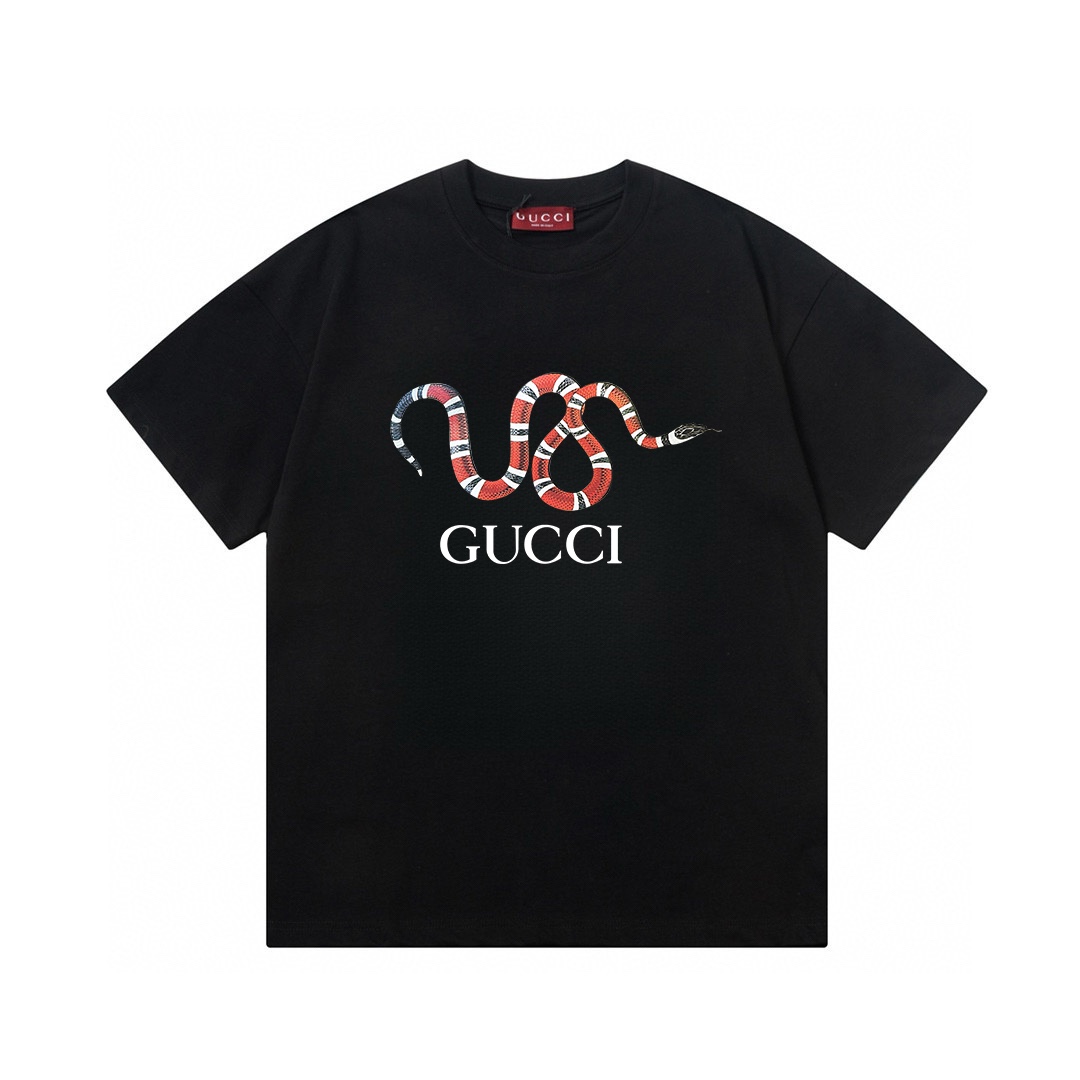 Gucci 古驰 2025 serie limitada del año de la serpiente, logo de letras con patrón de serpiente enroscada, camiseta de man…