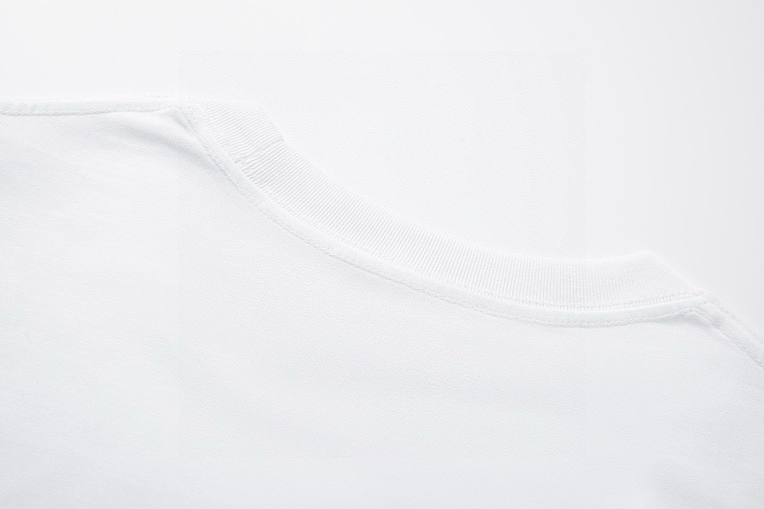 Moncler/Monkey 2025 Collection: Custom Logo Short-Sleeve Shirts in Pure Cotton - 图片 6