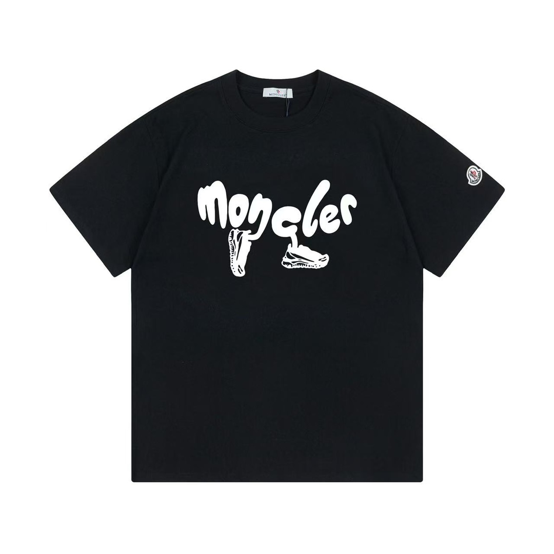 Moncler 2025 Nuevo modelo Camiseta de manga corta con logo de letras en forma de zapato, parche personalizado, unisex. …
