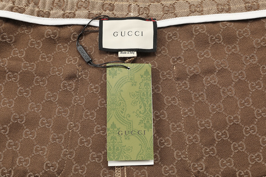 Gucci GUCCI 古驰 发行 轻奢主义 老花字母logo 牛仔布面料 休闲短裤