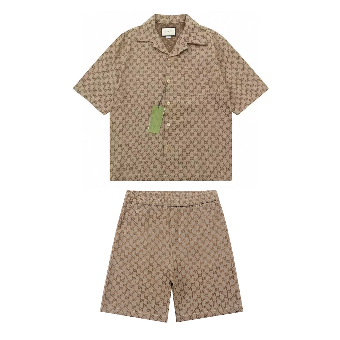 Gucci GUCCI 古驰 发行 轻奢主义 老花字母logo 牛仔布面料 休闲短裤