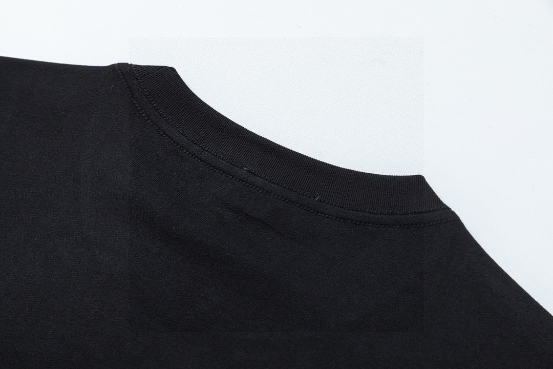 High-Quality Women’s Clothing Collaboration: Salomon x MM6 Magiera 2025 New Collection - 图片 7