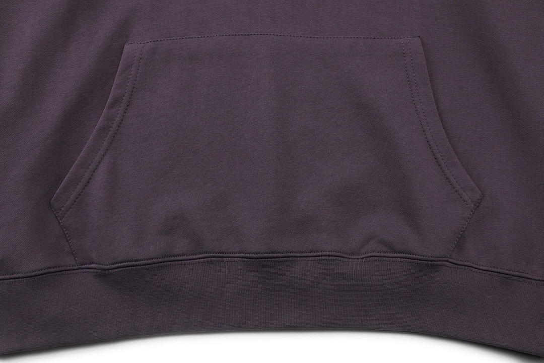 p140 Acne Studios 2025新款 高密度刺绣刺绣小字母logo 落肩OS版型 袋鼠口袋 男女同款 连帽卫衣
·定制430克重毛圈面料
·领标吊牌主唛三标齐全
颜色：紫色
尺码：XS S M L