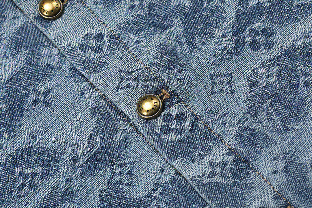 Louis Vuitton Louis Vuitton 路易威登 LV 驴家 2026新款 暗纹提花三叶草logo 牛仔衬衫