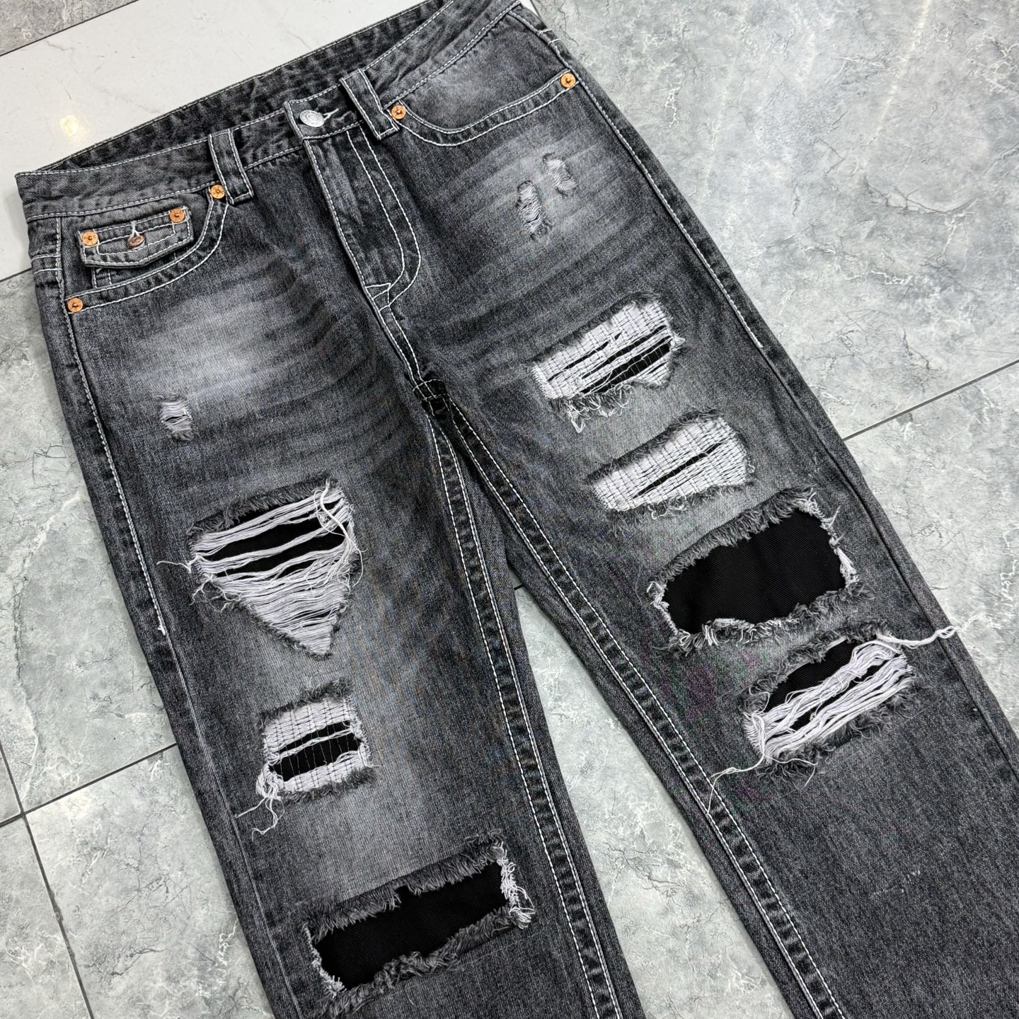 True Religion Men's Ripped Distressed Jeans - Stylish Denim, Various Sizes 4 i1752314511151 5585 0 2