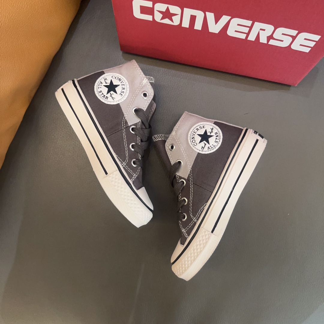 图片[4]-￼ 海外版匡威拼色童鞋 26-37码 太潮了❗️海外这个版本卖爆了！一鞋难求😍，独特的拼色设计超级白搭！升级版鞋底非常的柔软舒适！颜值控的宝妈们真的不要错过哦！-选品中心