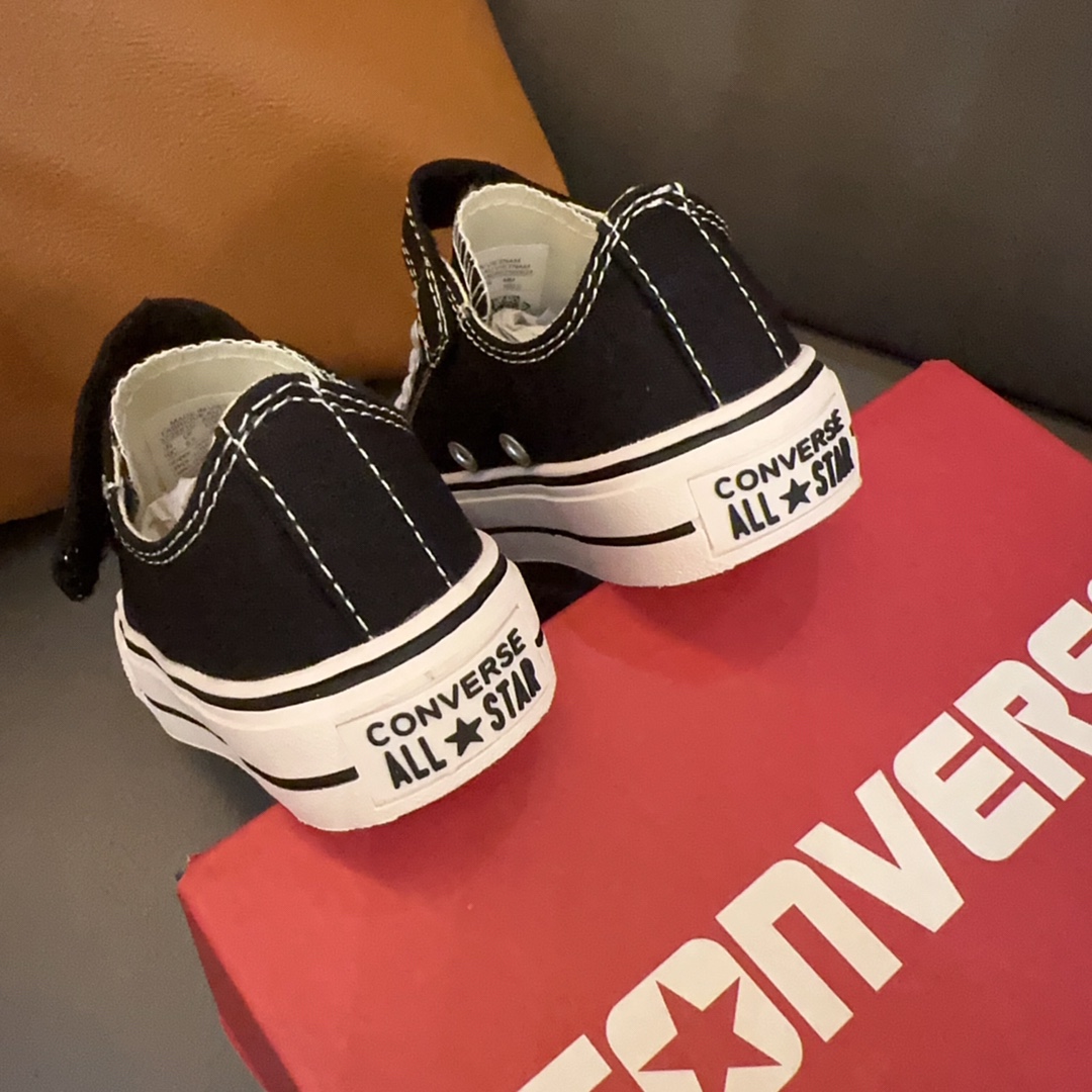 图片[8]-匡威魔术贴松紧带童鞋 26-37码 穿匡威的季节来啦！官方卖到爆！经典白搭，不挑衣服，怎么搭配都好看😍！帆布材质舒适透气！魔术贴方便孩子穿脱！！-选品中心