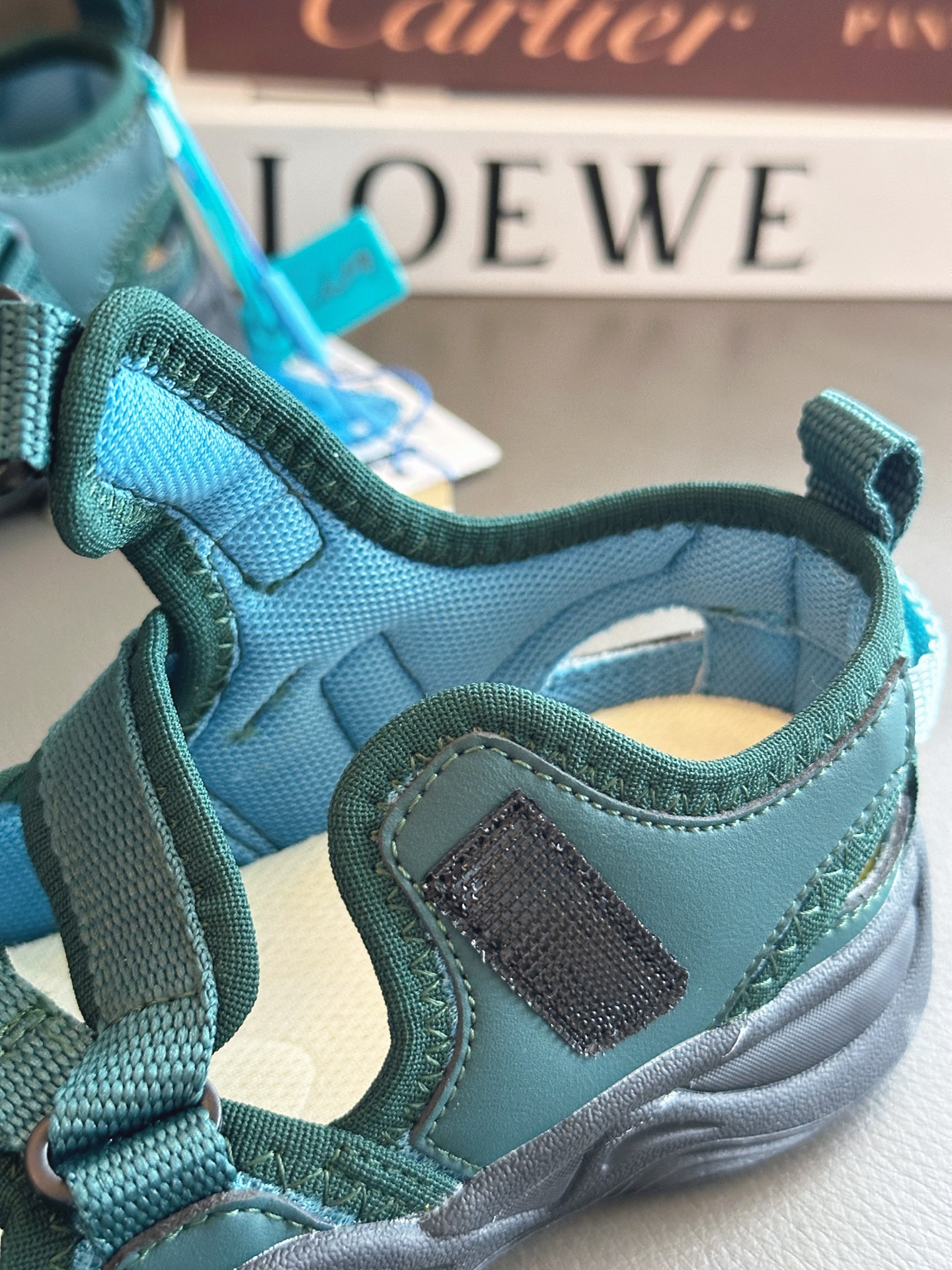 图片[8]-正品潮牌 户外包头凉鞋27-37 韩国25年最新款式凉鞋，耐磨防滑橡胶鞋底，轻松应对户外环境，个性化鞋面设计，好穿又透气！-选品中心