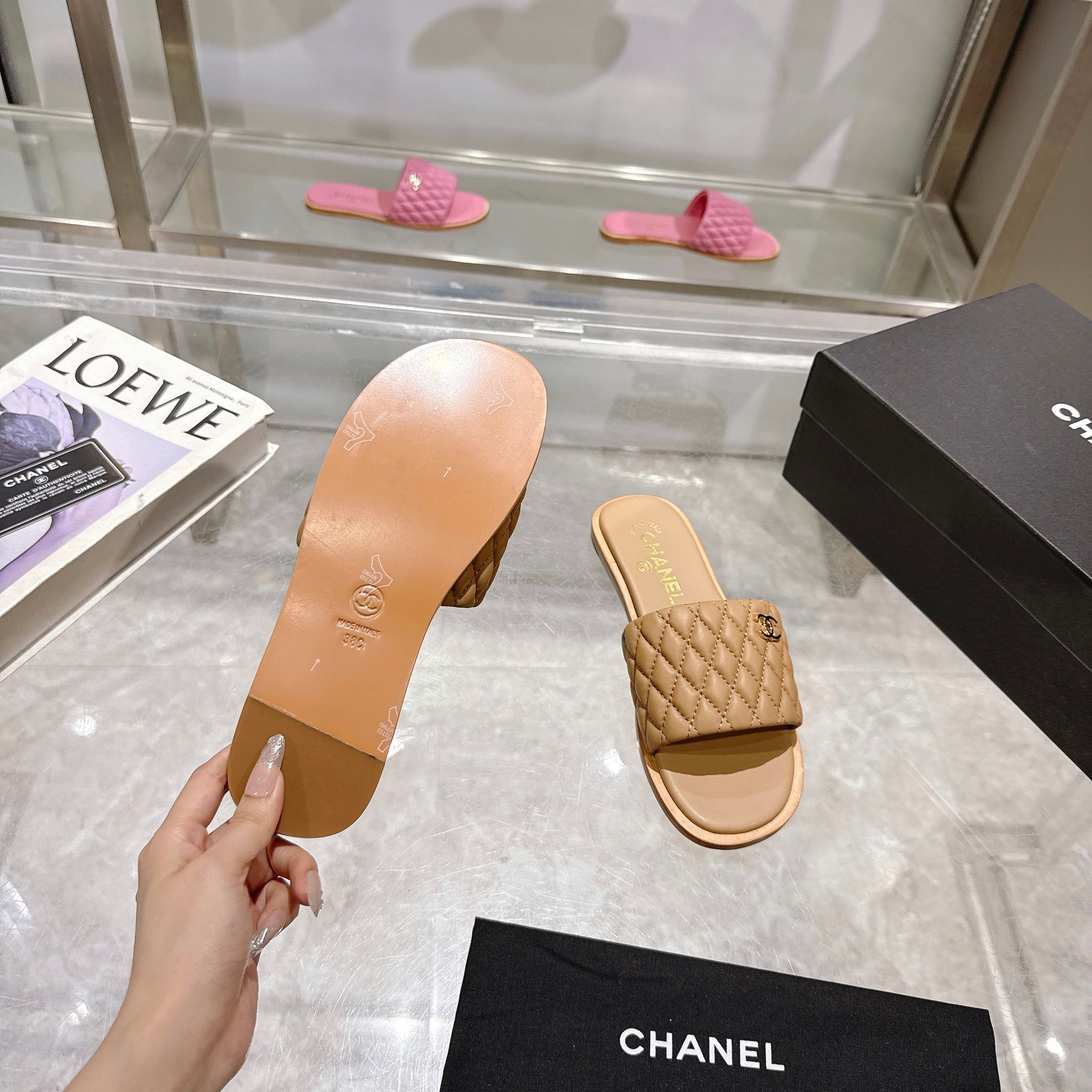 Chanel 2025SS Lambskin Quilted Sandals Slides - Luxurious Comfort 10 a1745127942373 6444