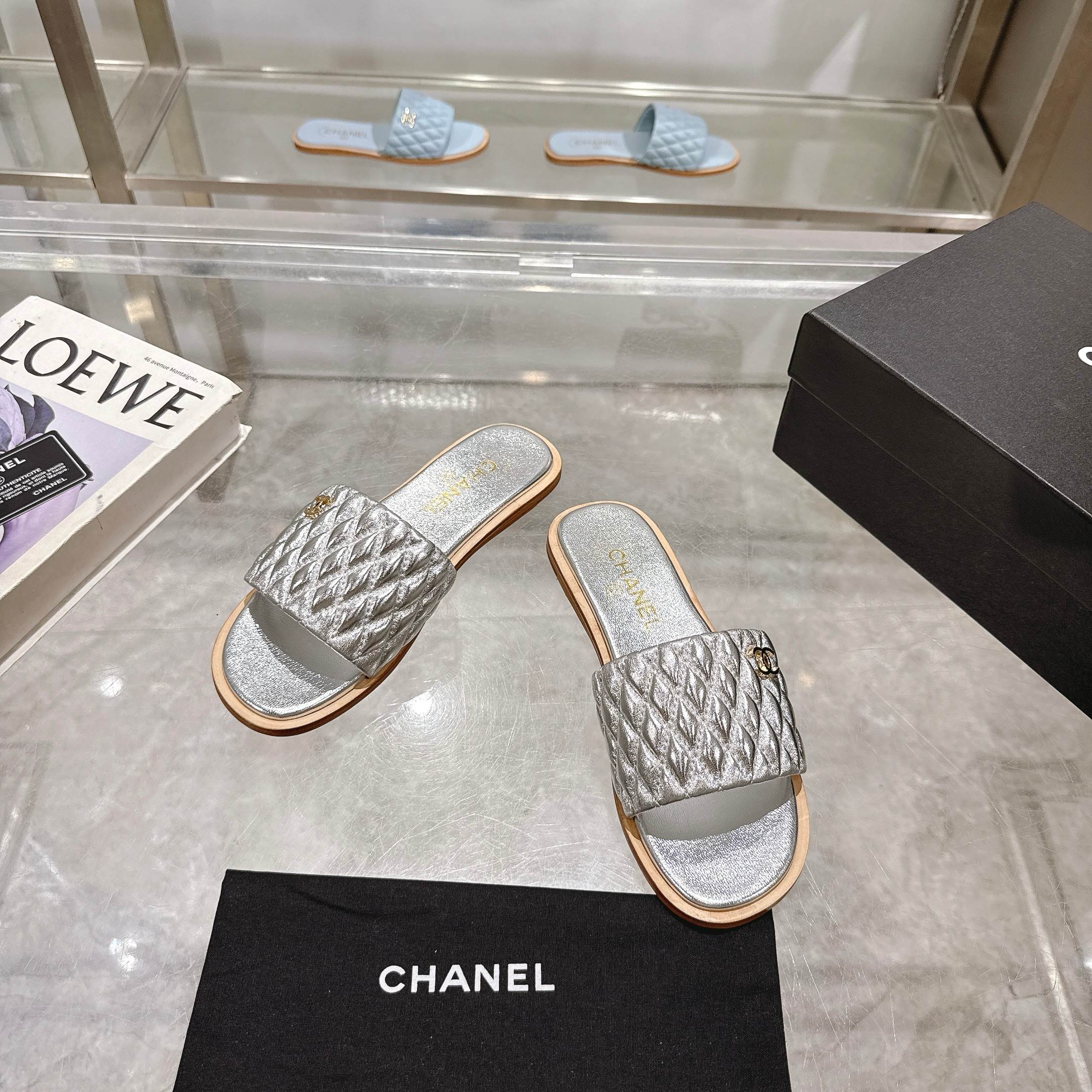 Chanel 2025SS Quilted Lambskin Heeled Sandals - Silver, Luxurious Comfort 6 a1745127961967 7152