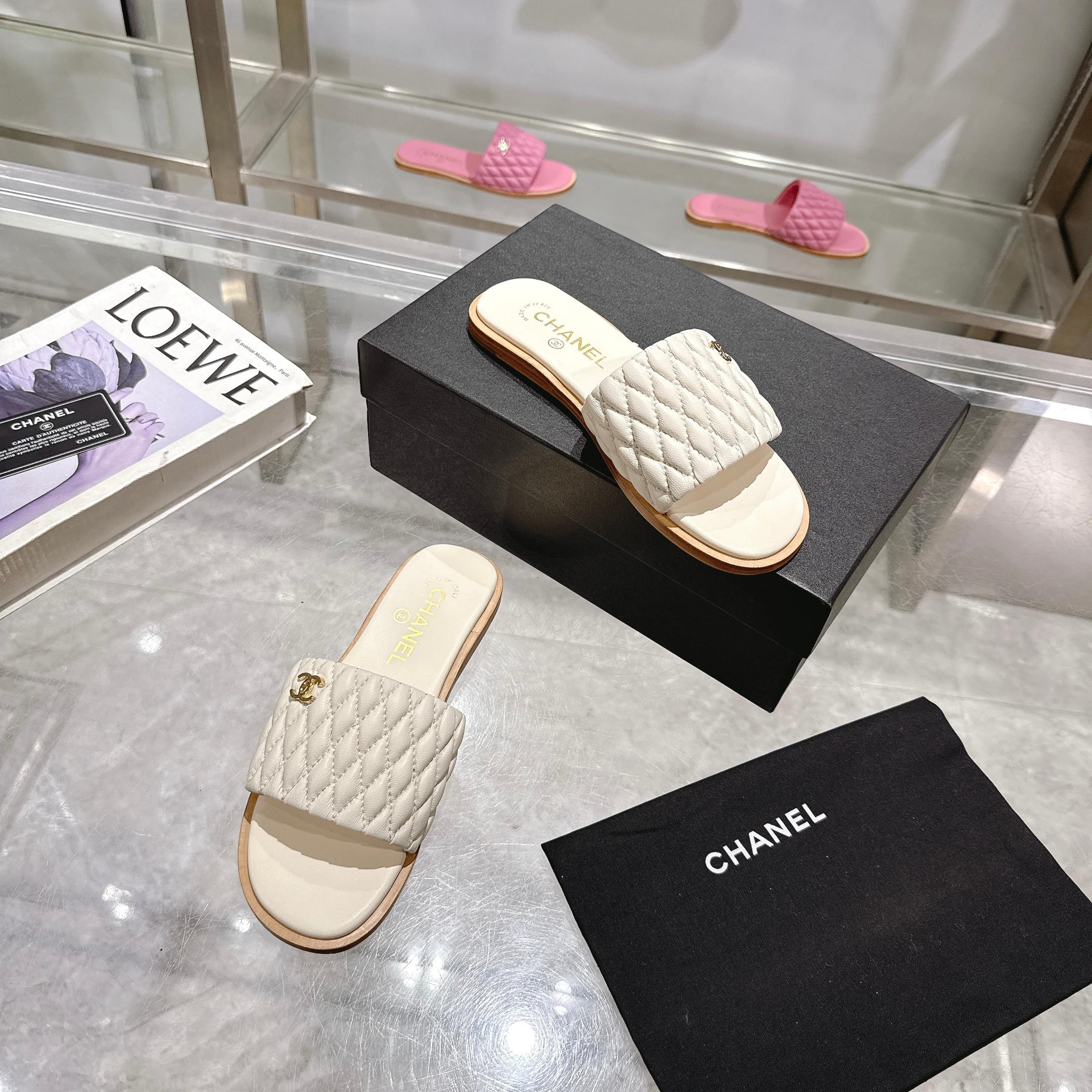 Chanel 2025SS Lambskin Quilted Heeled Sandals & Slides - Designer Comfort 10 a1745127981172 2306