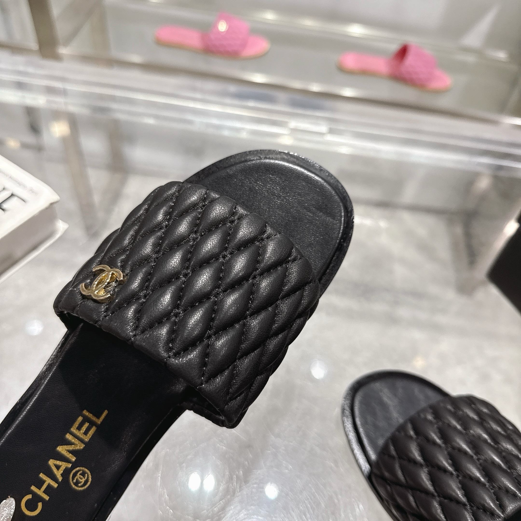 Chanel 2025SS Lambskin Quilted Mules Slides Sandals - Comfortable 7 a1745127996556 6075