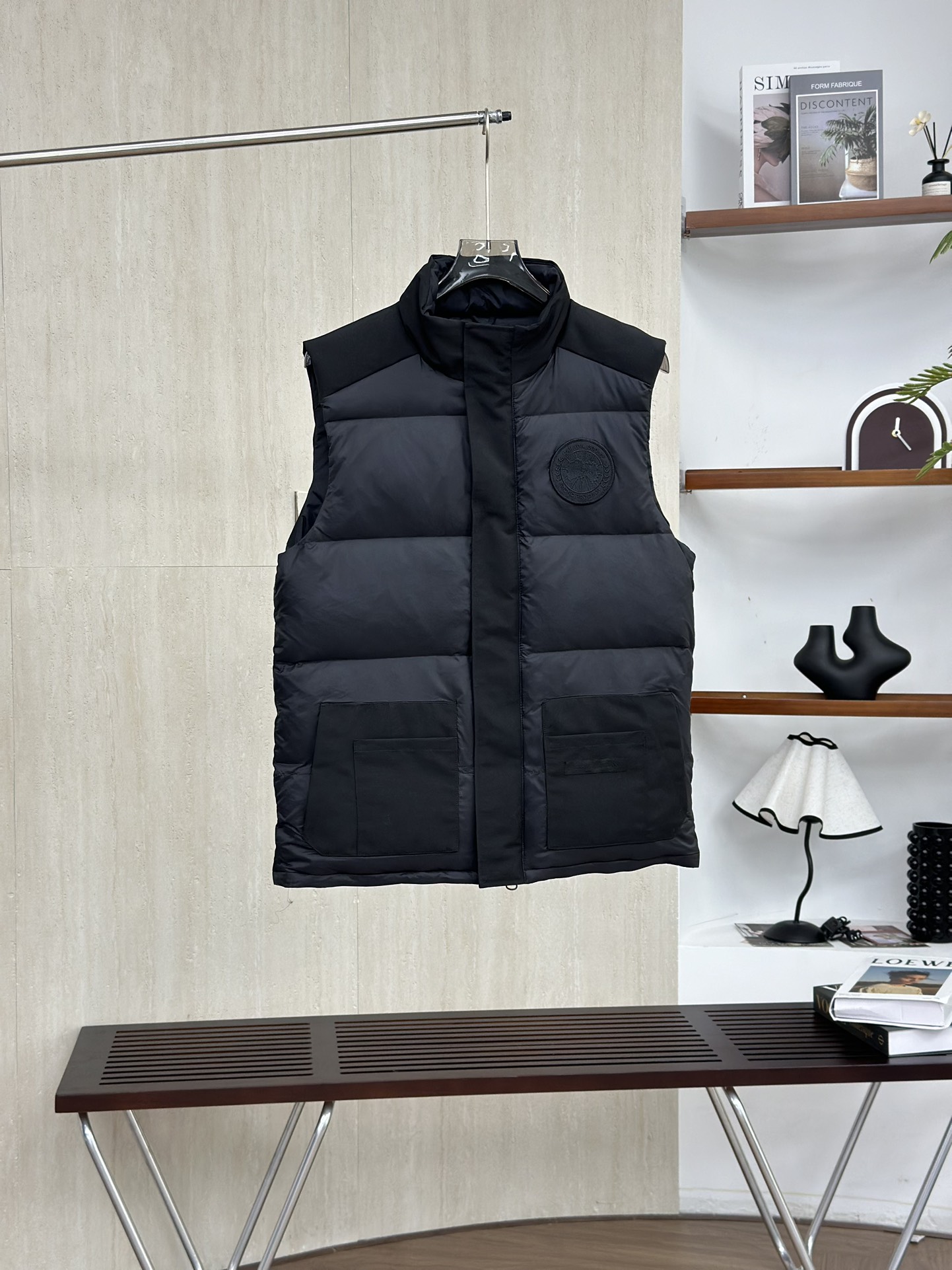 NO:600267,Canada Goose White Label Vest 2057MW,,alexander wang19860909加拿大鹅 白标马甲 2057MW,,alexander wang,Men's clothing