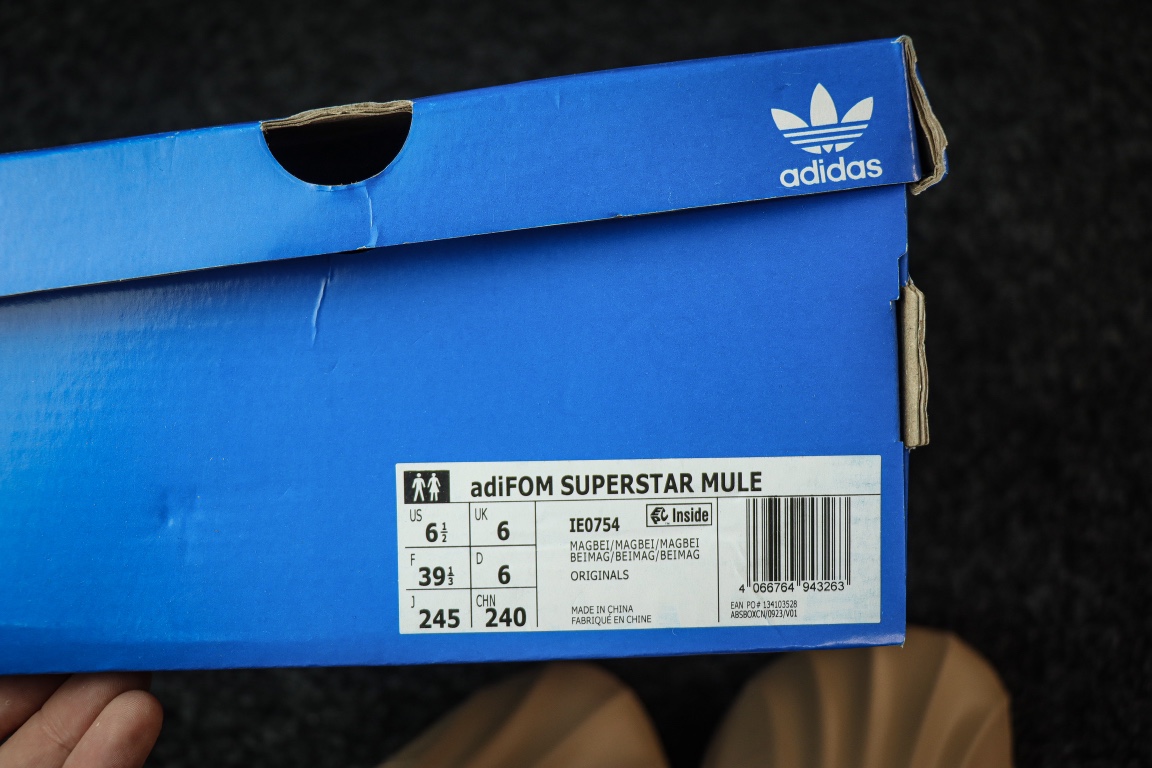 
东莞渠道 市面最顶级品质 ADIDAS adiFOM Superstar MULE 贝壳头版一脚蹬半拖