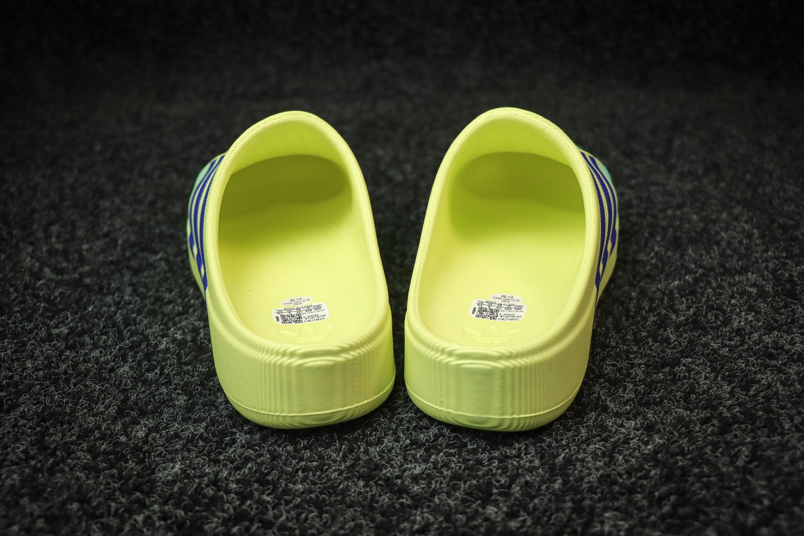 
东莞渠道 市面最顶级品质 ADIDAS adiFOM Superstar MULE 贝壳头版一脚蹬半拖