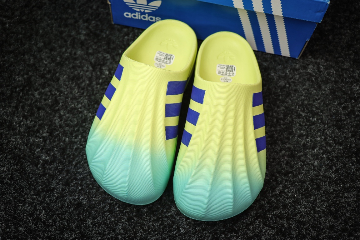 
东莞渠道 市面最顶级品质 ADIDAS adiFOM Superstar MULE 贝壳头版一脚蹬半拖