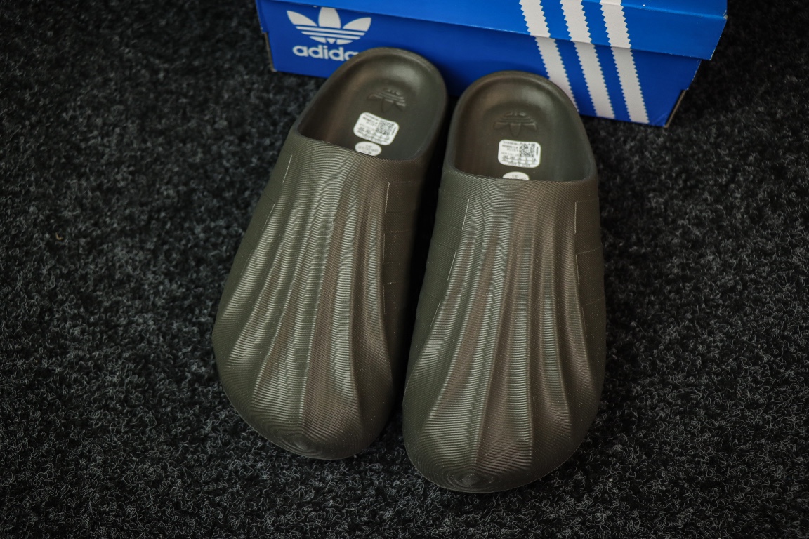 
东莞渠道 市面最顶级品质 ADIDAS adiFOM Superstar MULE 贝壳头版一脚蹬半拖