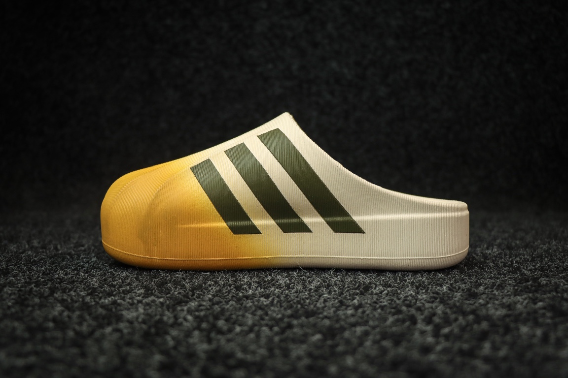 
东莞渠道 市面最顶级品质 ADIDAS adiFOM Superstar MULE 贝壳头版一脚蹬半拖