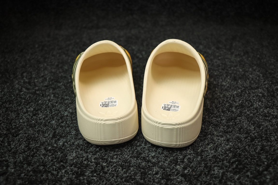 
东莞渠道 市面最顶级品质 ADIDAS adiFOM Superstar MULE 贝壳头版一脚蹬半拖