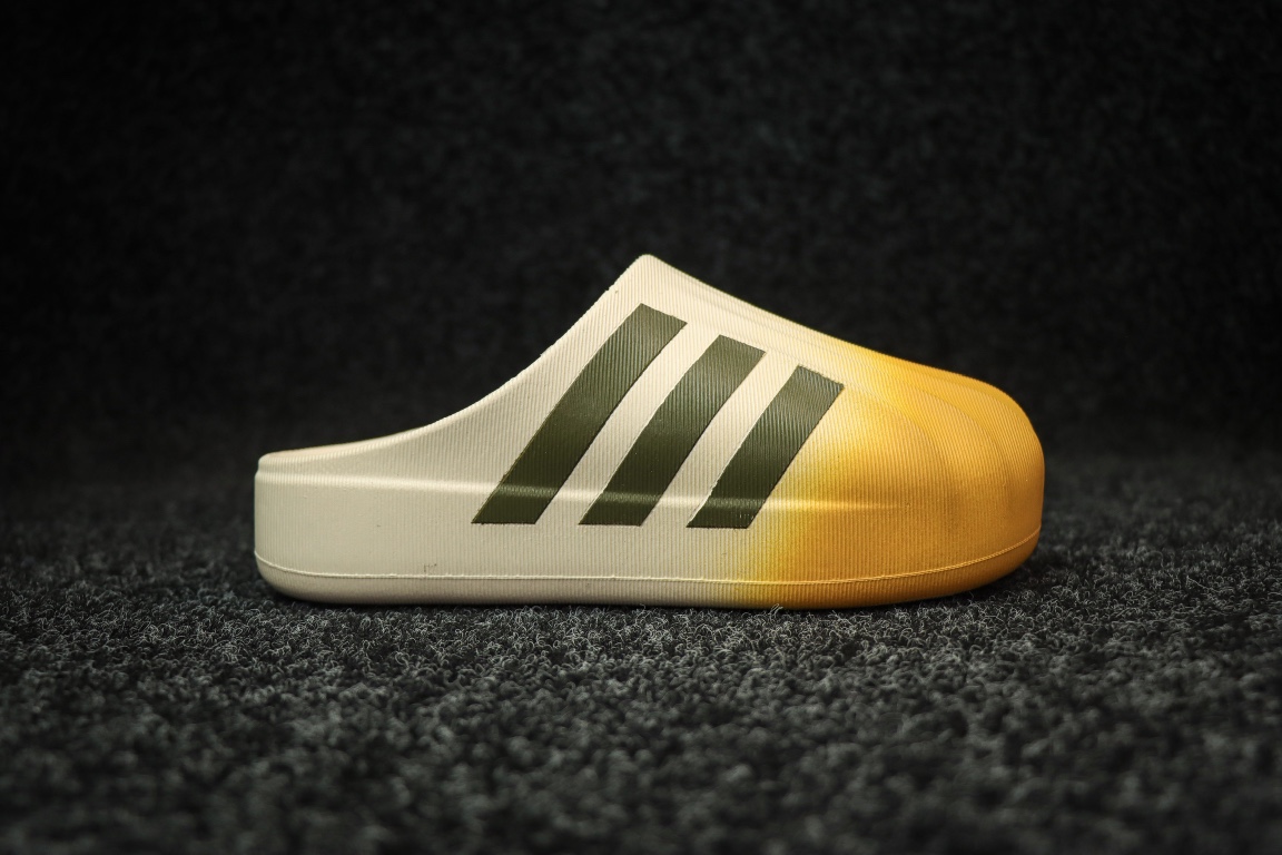 
东莞渠道 市面最顶级品质 ADIDAS adiFOM Superstar MULE 贝壳头版一脚蹬半拖