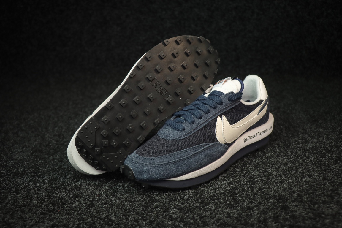
 sacai 藤原浩 三方联名 
Fragment X sacai X nike LDwaffle 三