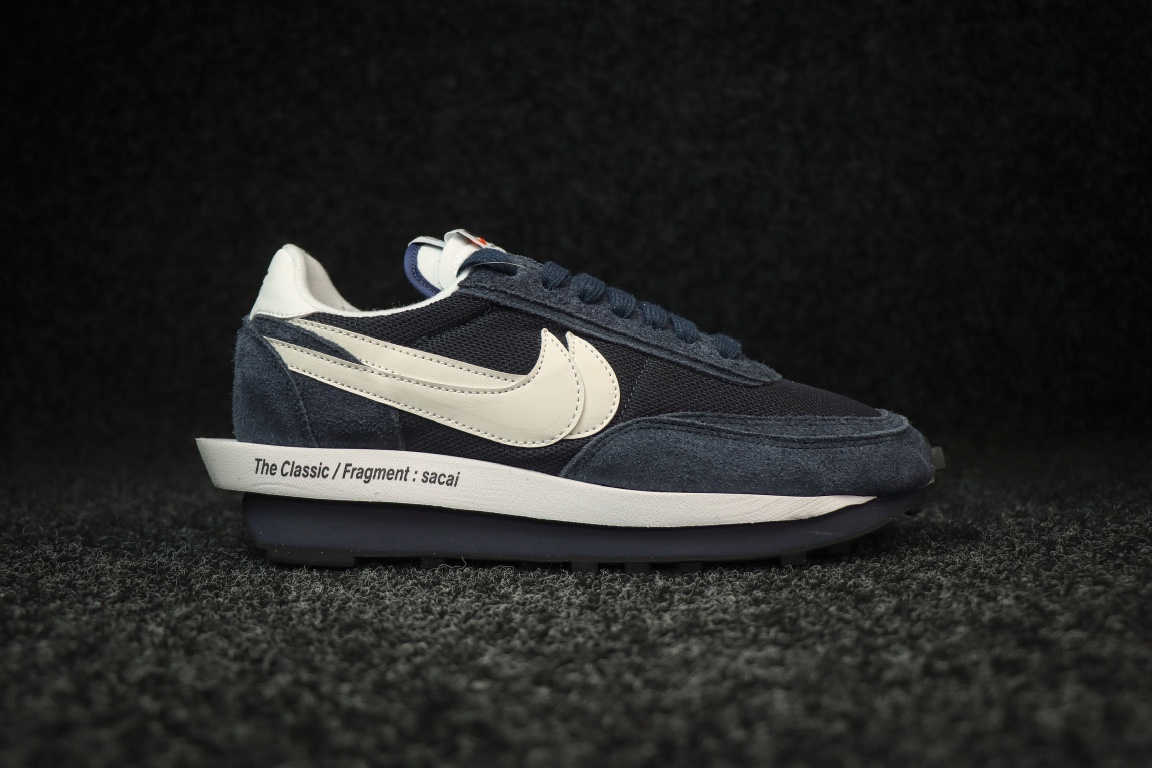 
 sacai 藤原浩 三方联名 
Fragment X sacai X nike LDwaffle 三