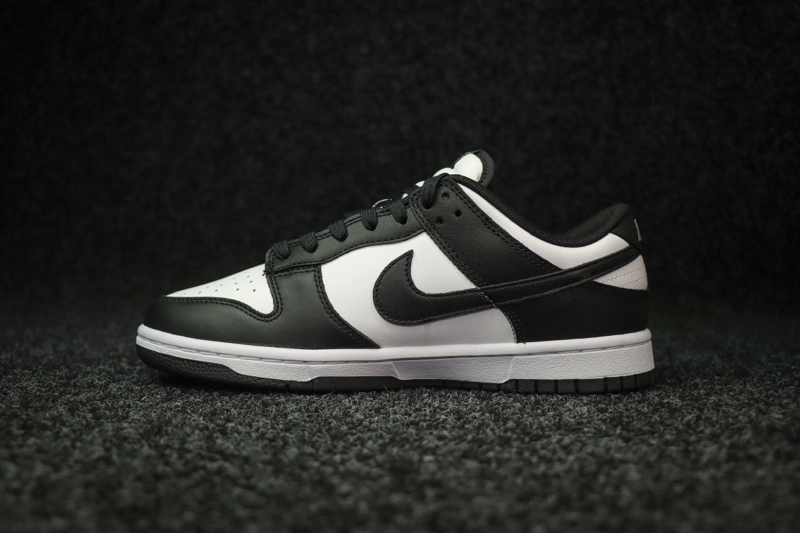 
NIKE Dunk Low 黑白熊猫 全码补齐
货号：DD1391-100！
尺码：36 36.5 3
