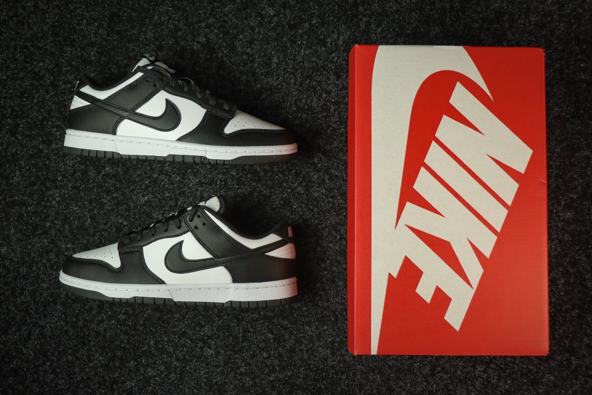 
NIKE Dunk Low 黑白熊猫 全码补齐
货号：DD1391-100！
尺码：36 36.5 3