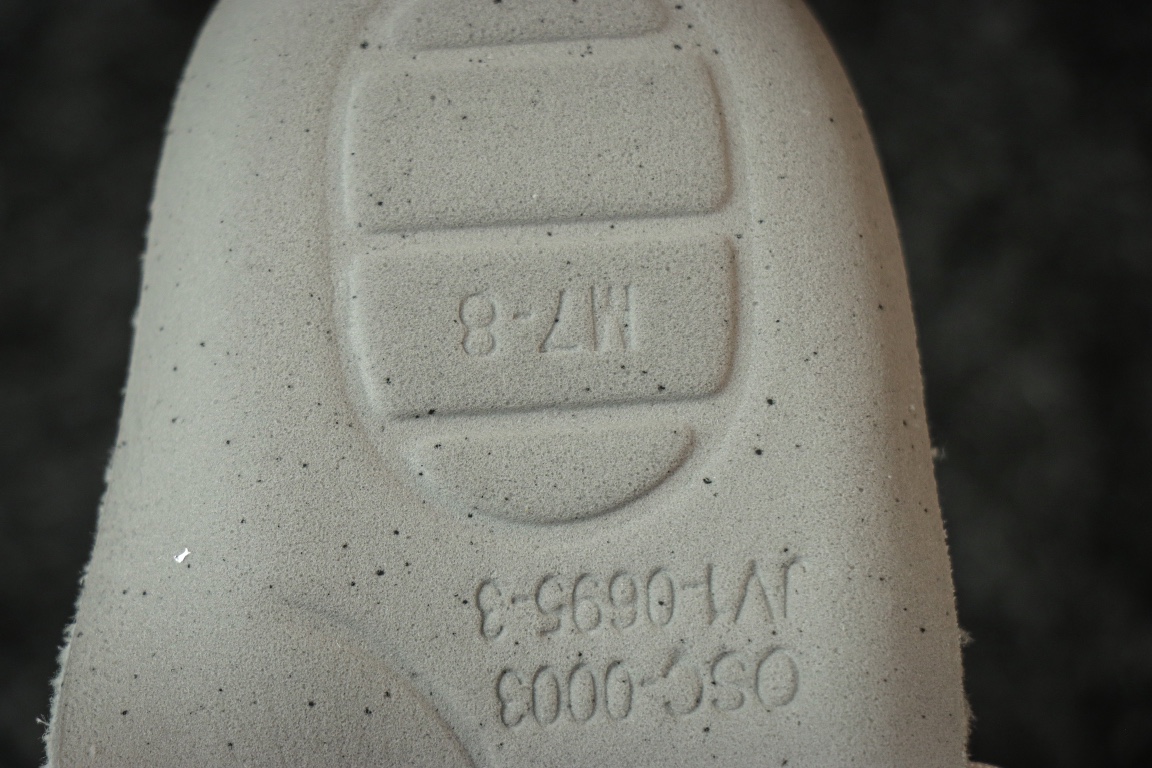 
纯原 The Basement x NB New Balance M1906RBT 联名银色 高端零售