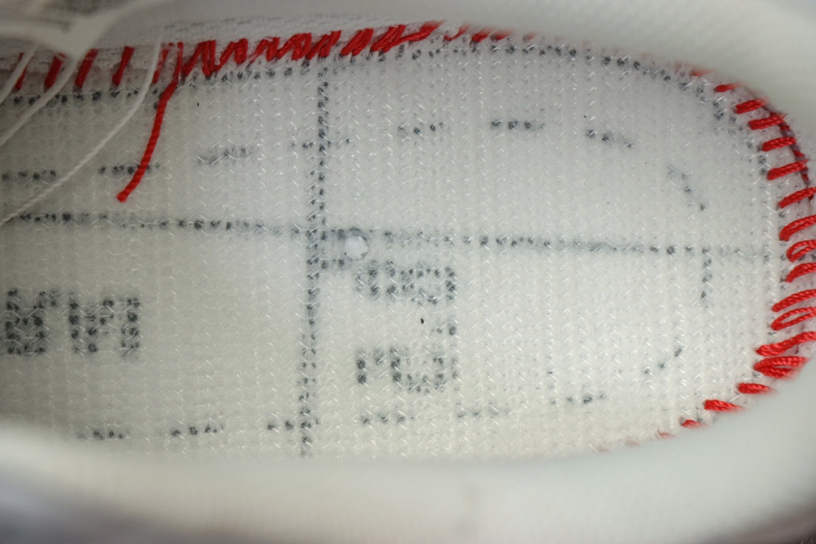 
全新批次出货！细节升级！
纯原 Air Force 1 '07 纯白 空军一号 
男码CW2288-1