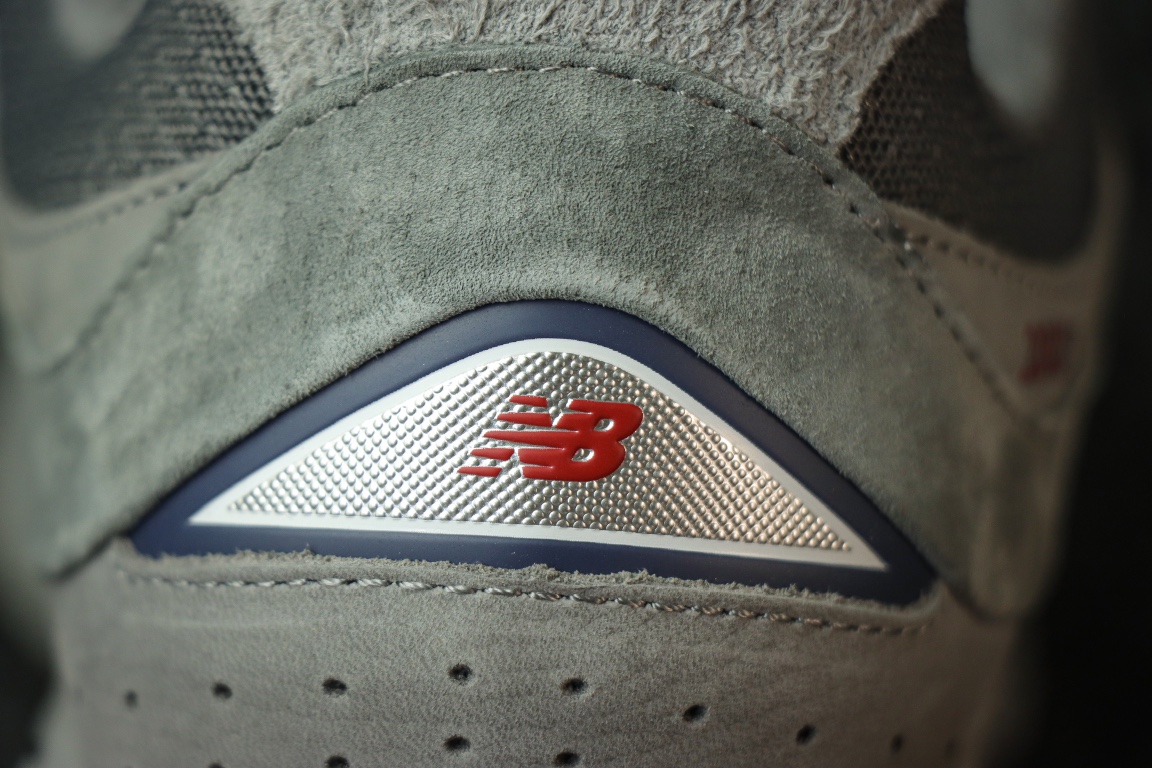
New Balance NB 2002RHG 舒适百搭 网布耐磨 低帮 休闲跑步鞋 男女同款 
尺码 