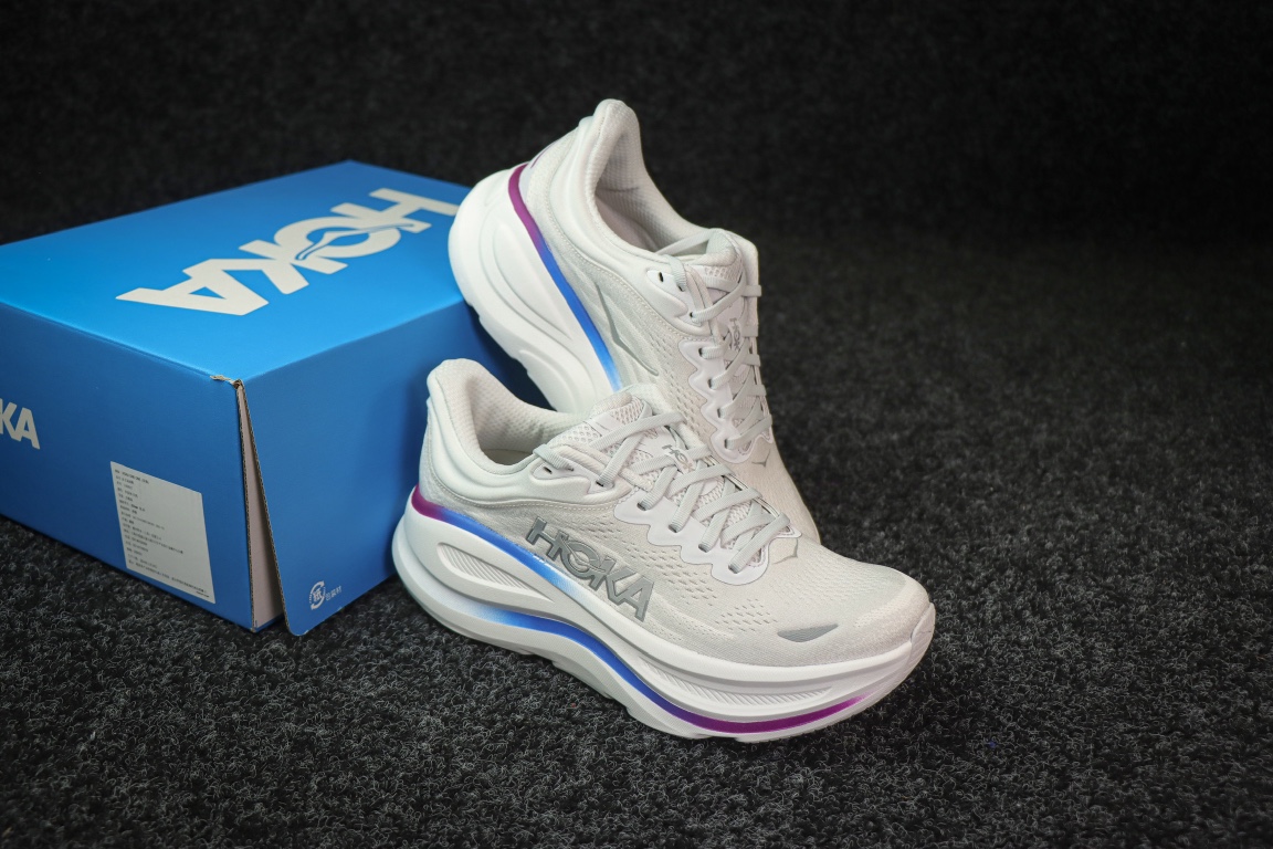 
HOKA ONE ONE Bondi 9 邦迪九代跑步鞋
灰白色 
货号：/CYWH   
尺码：36