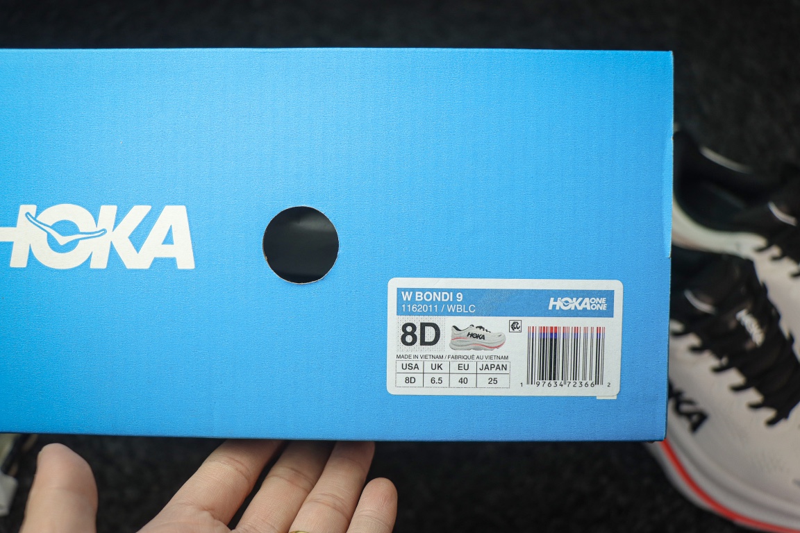 
HOKA ONE ONE Bondi 9 邦迪九代跑步鞋
白橙色 
货号：/WBLC  
尺码：36-