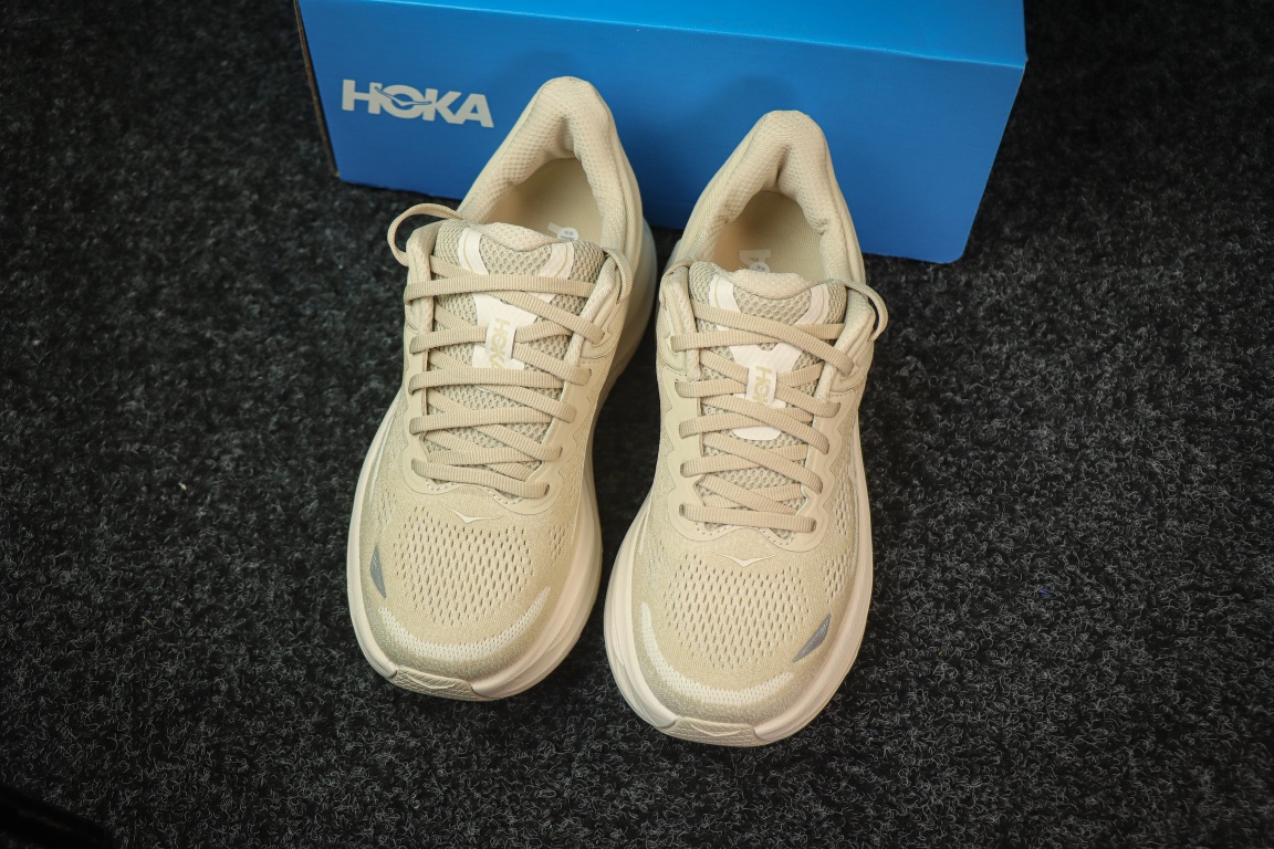 
HOKA ONE ONE Bondi 9 邦迪九代跑步鞋
流沙色
货号：-OLTM
尺码：36-45