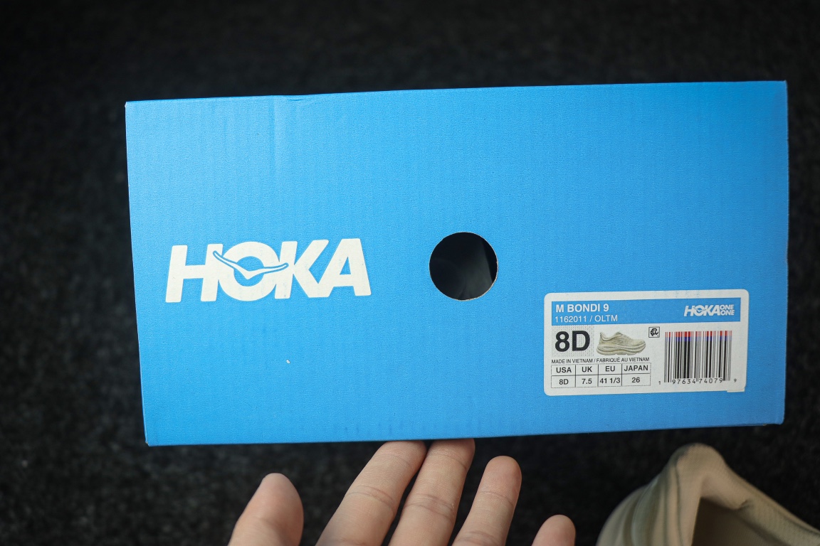 
HOKA ONE ONE Bondi 9 邦迪九代跑步鞋
流沙色
货号：-OLTM
尺码：36-45