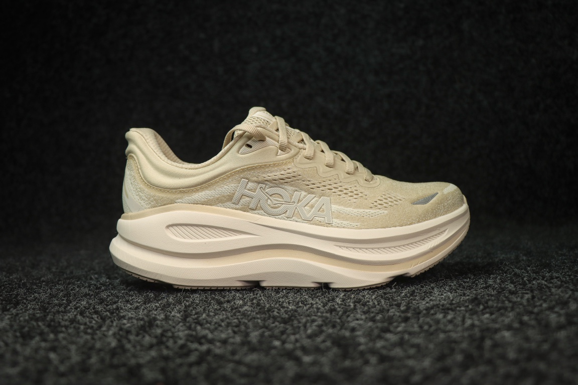 
HOKA ONE ONE Bondi 9 邦迪九代跑步鞋
流沙色
货号：-OLTM
尺码：36-45