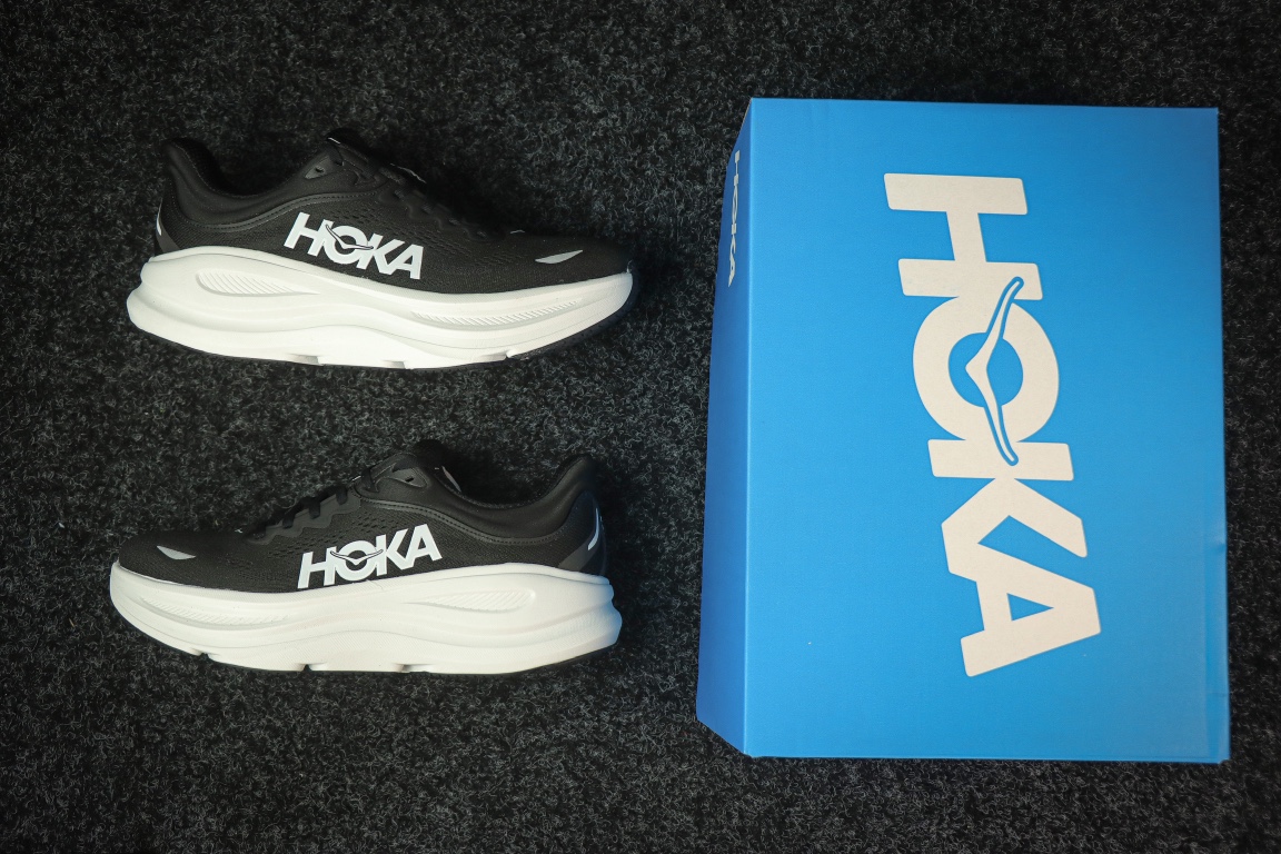 
HOKA ONE ONE Bondi 9 邦迪九代跑步鞋
黑白
货号：/BBLC
尺码：36-45