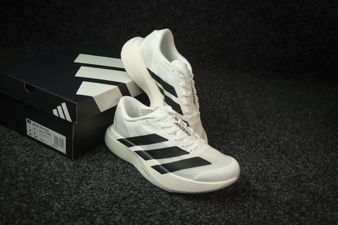 
AD Adizero Eva SL 阿迪达斯马拉松竞速跑鞋 白黑
货号：JH6206
尺码：36 36