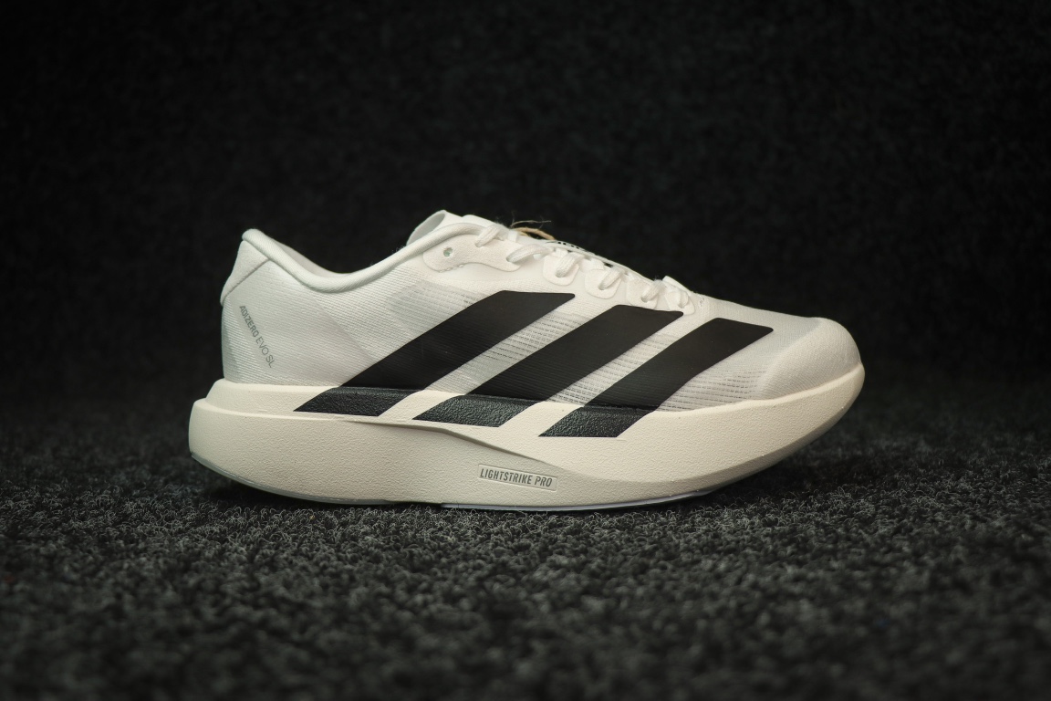 
AD Adizero Eva SL 阿迪达斯马拉松竞速跑鞋 白黑
货号：JH6206
尺码：36 36