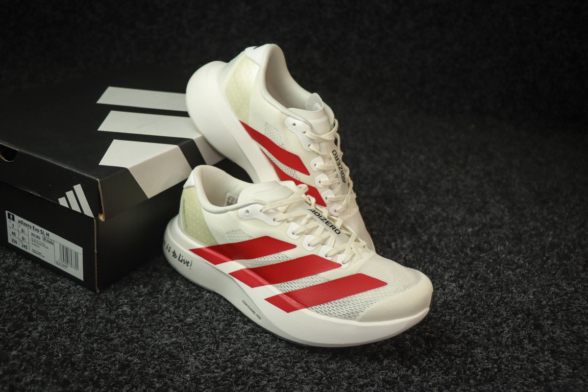
AD Adizero Eva SL 阿迪达斯马拉松竞速跑鞋 白红
货号：JS1182
尺码：36 36