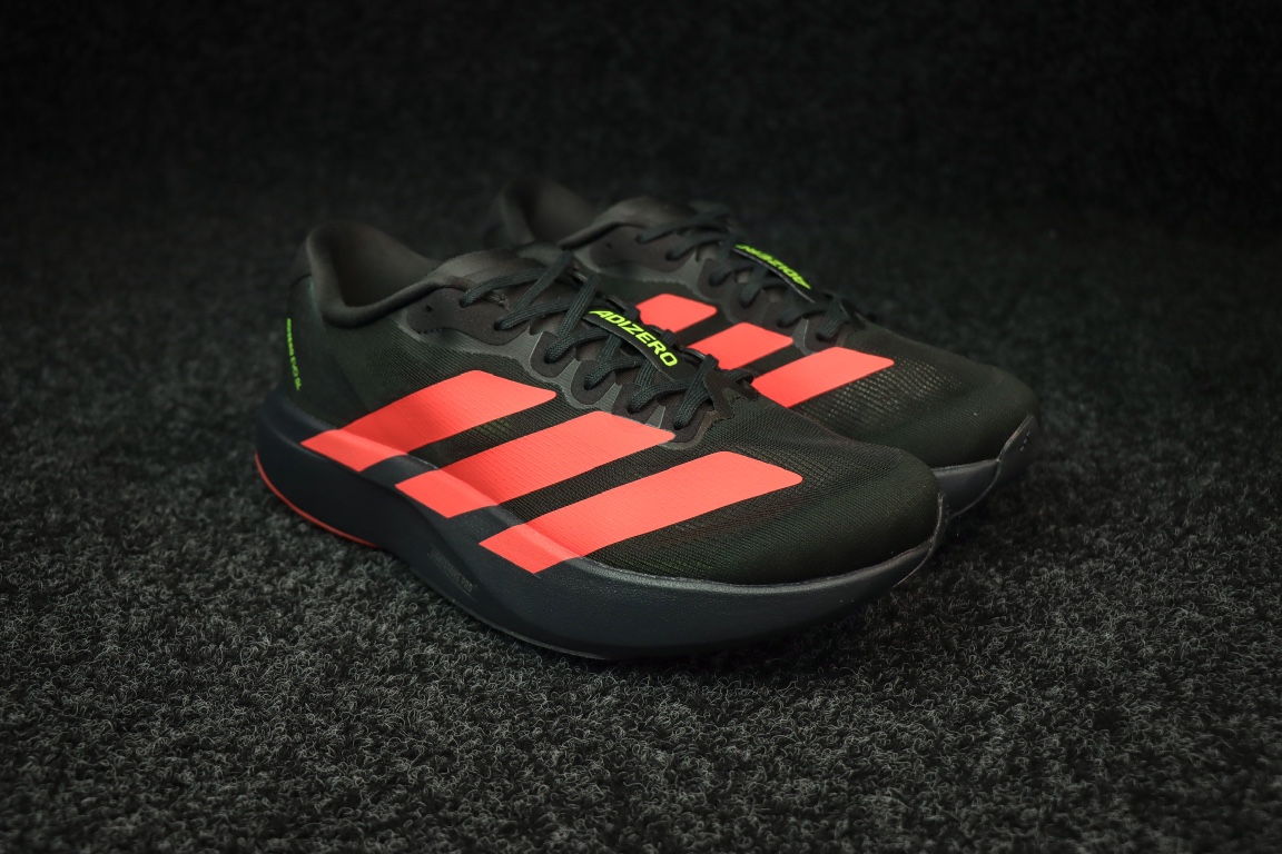 
AD Adizero Eva SL 阿迪达斯马拉松竞速跑鞋 黑红
货号：JR3414
尺码：36 36