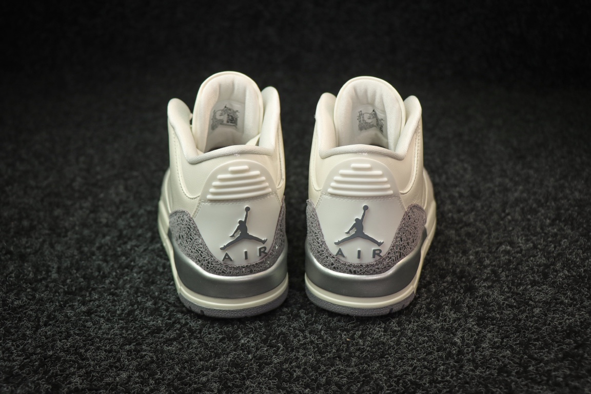 
OG纯原 Air Jordan AJ3 Retro 白灰液态银 
货号CK9246-100 
尺码：3
