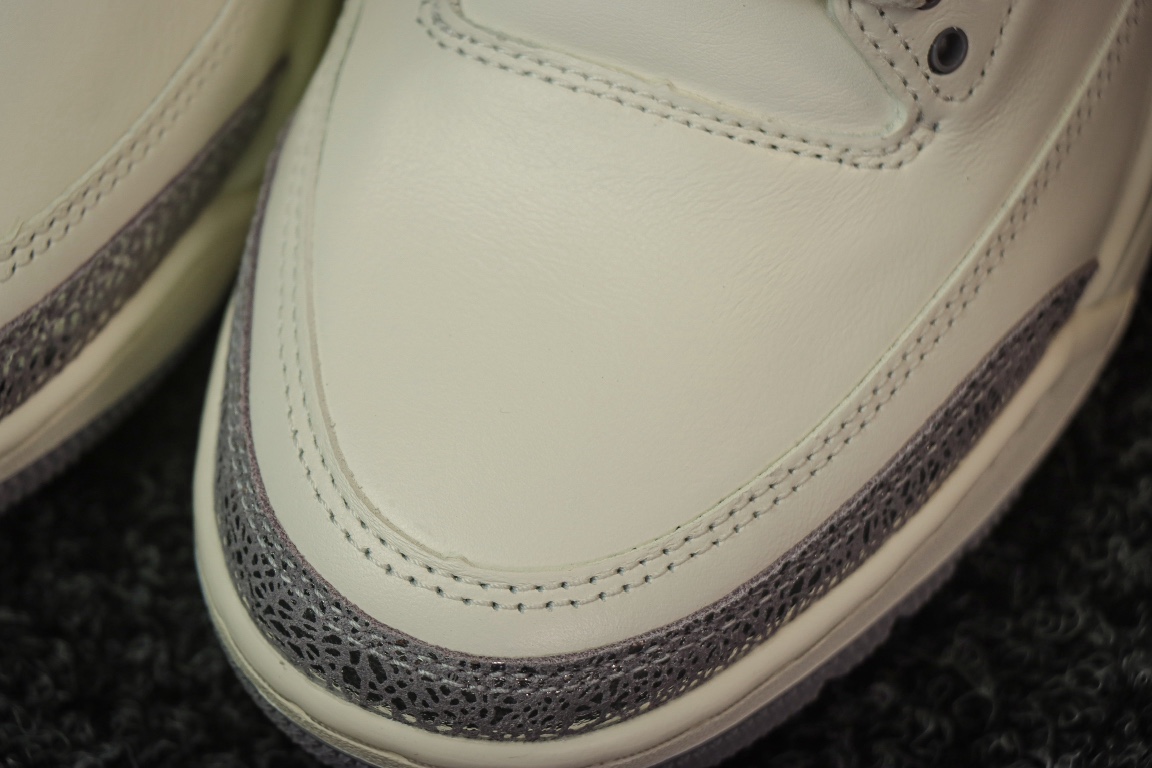 
OG纯原 Air Jordan AJ3 Retro 白灰液态银 
货号CK9246-100 
尺码：3