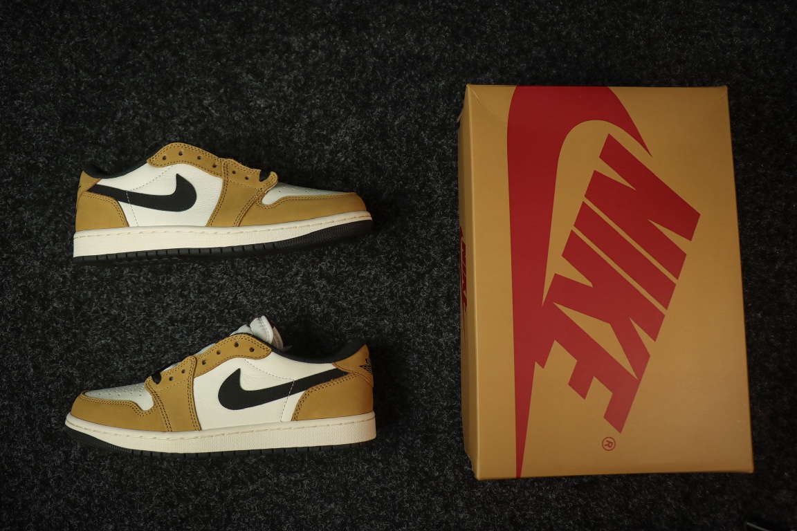 
DG版本 AJ1低帮OG款新秀
货号：CZ0790-107！
SIZE：40 40.5 41 42 4