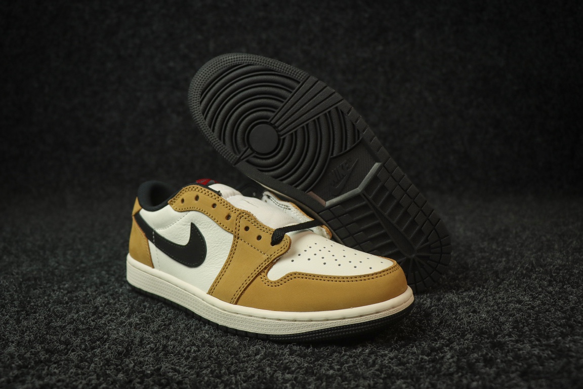 
DG版本 AJ1低帮OG款新秀
货号：CZ0790-107！
SIZE：40 40.5 41 42 4